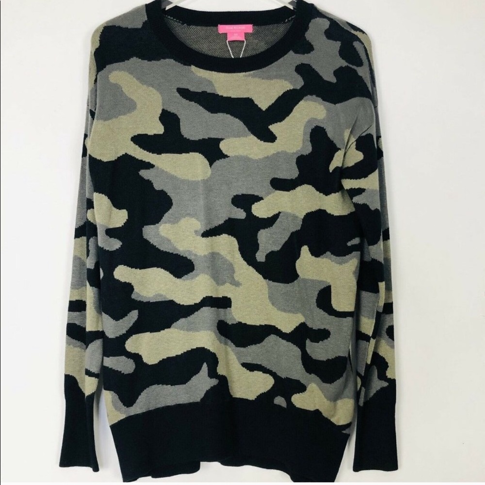 Issac Mizrahi Camouflage Long Sleeve Sweater L